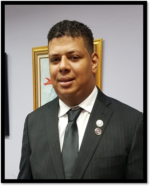 Lic. JOSÉ FLORES